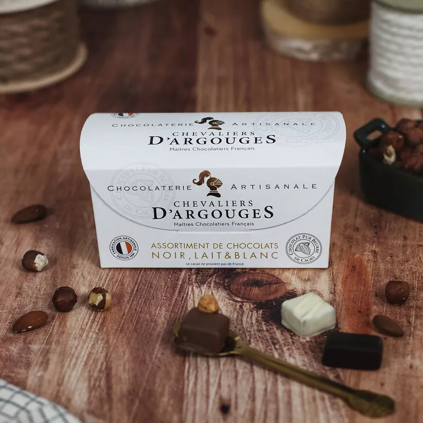 Ballotin 18 Chocolat Noir/ Blanc/ Lait - Chevaliers d'Argouges