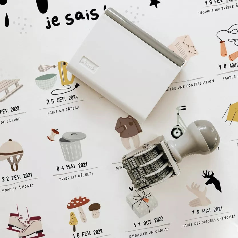 Affiche "Moi je sais" + tampon - Les Petites Dates