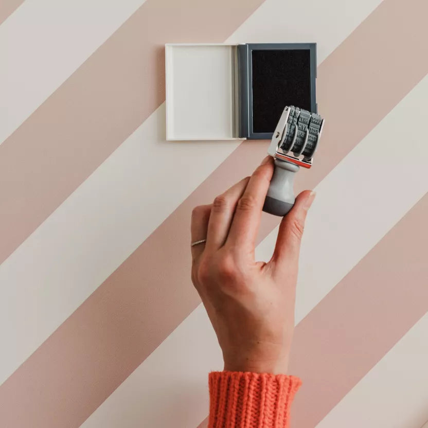 Affiche "Moi je sais" + tampon - Les Petites Dates